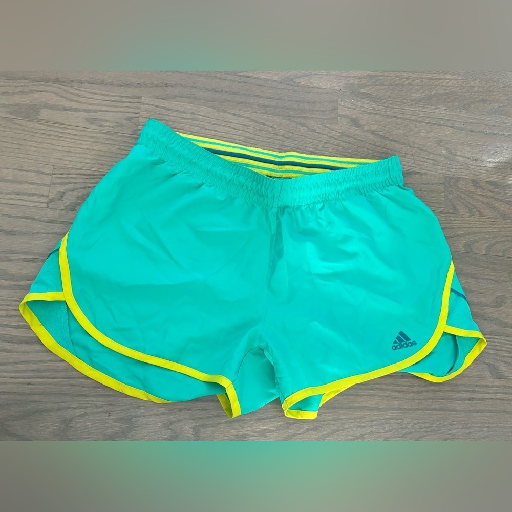 Adidas running athletic workout shorts in green and yellow women’s size small